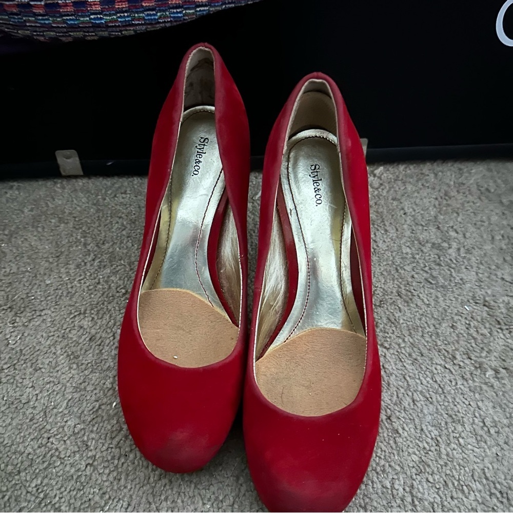 Red Heels